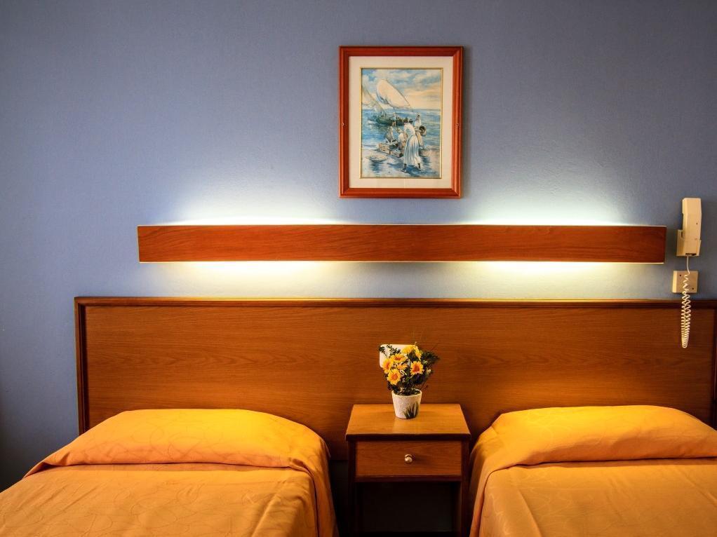 Alegria San Juan Park Hotel 2*